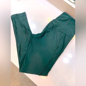 Mondetta Leggings in Forest Green SZ S